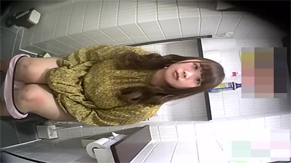 高清偷拍！30 极品嫩妹私密春光全泄，淫荡姿势让你狂撸射爆！